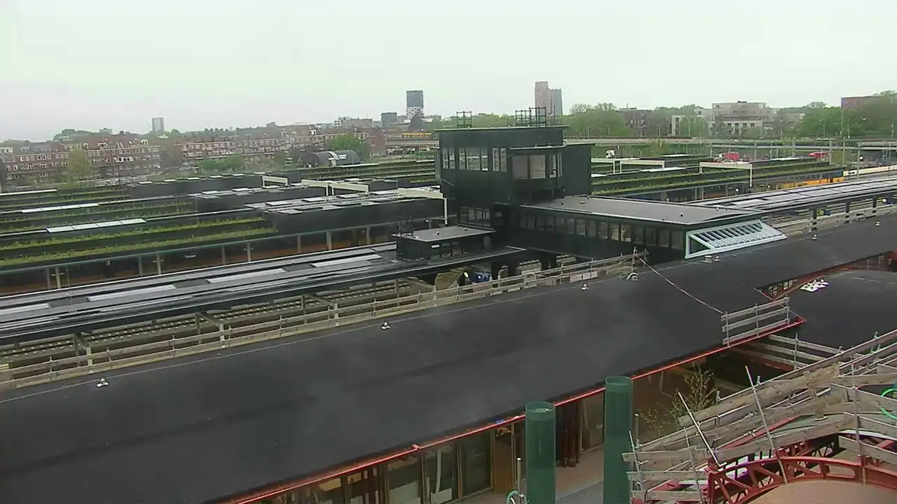 Vista en vivo de Cámara de la Estación de Tren de Groningen, NL, Países Bajos en VolveVision