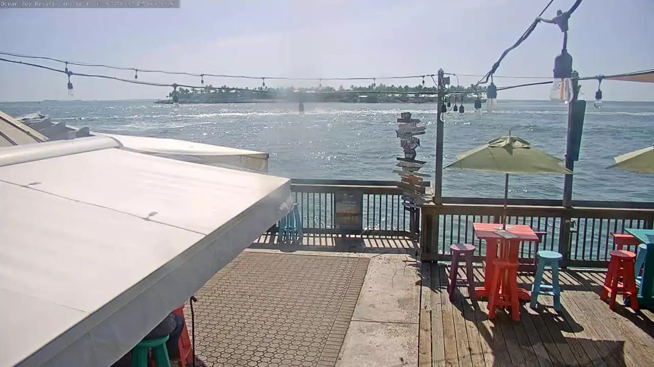 Vista en vivo de Ocean Key Bar, Key West en VolveVision