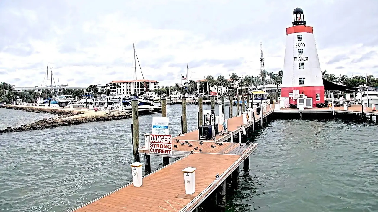 Cámara en Vivo Faro Blanco Marina, FL