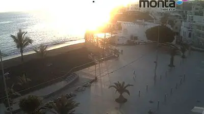 Live view of Puerto Naos Beach, Los Llanos de Aridane Puerto Naos Beach, Los Llanos de Aridane live camera view on VolveVision
