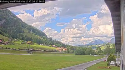 Skydive Air Base Drop Zone, Reichenbach, Bern, Switzerland, Reichenbach im Kandertal live camera view on VolveVision