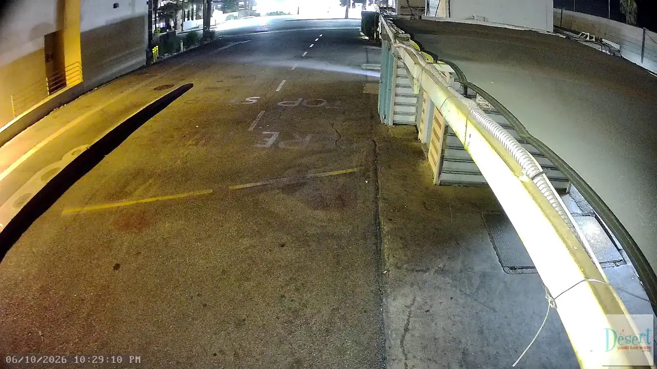 Live Desert Hand Car Wash Webcam, Palm Springs, CA, USA, California live camera view on VolveVision