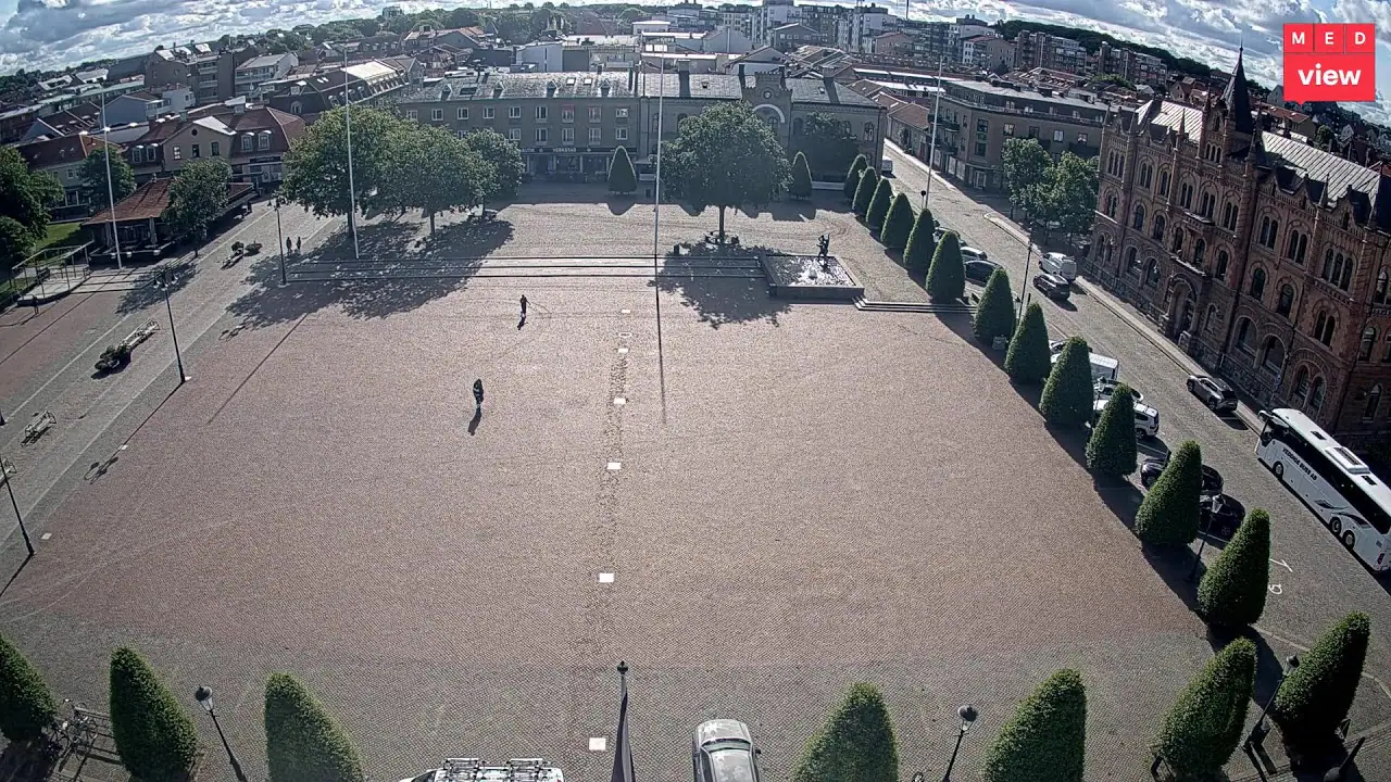 Vista en vivo de Cámara web HD en directo en la plaza de Varberg, Suecia, Halland en VolveVision