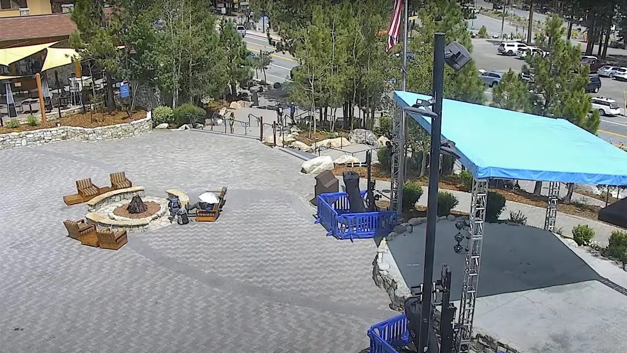 Live Village Webcam Mammoth Mountain Ski Area, CA, USA, California live camera view on VolveVision