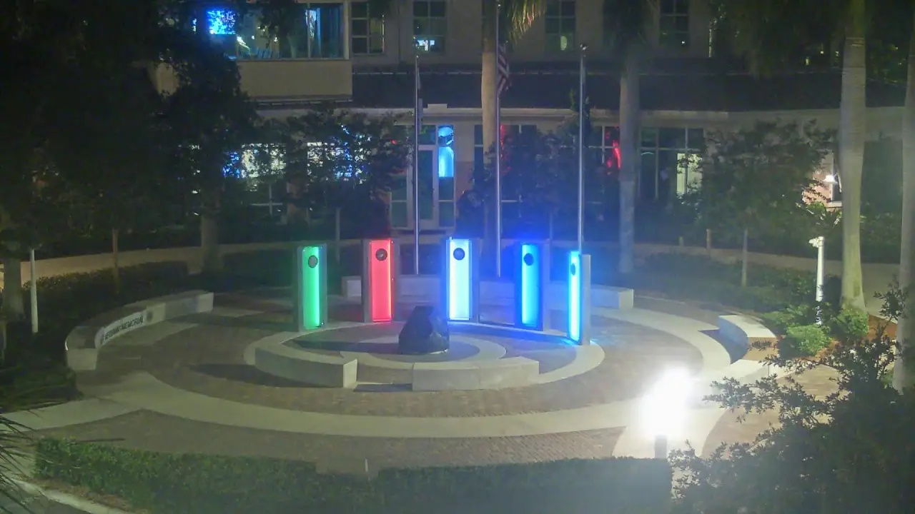 Live Jupiter Veteran's Memorial Webcam, FL, USA, Florida live camera view on VolveVision