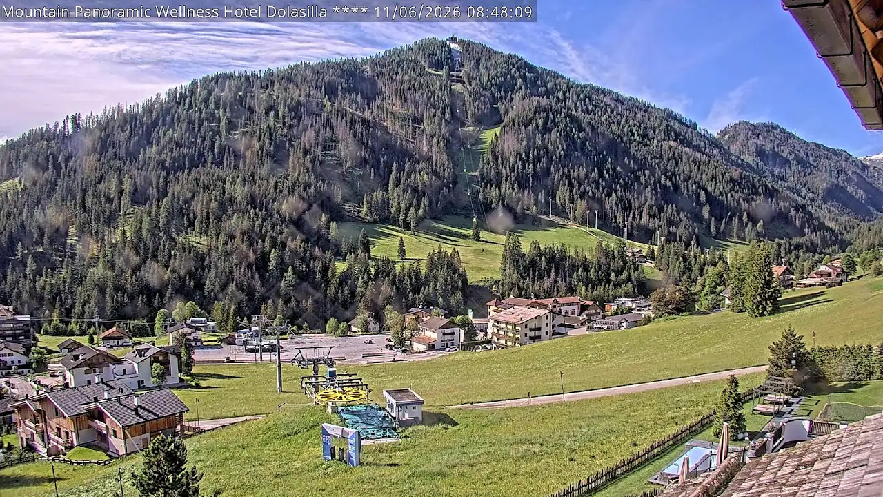 Live Hotel Dolasilla Webcam in La Villa, Italy