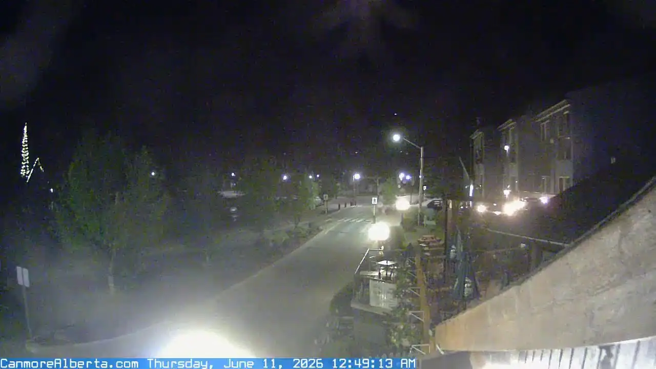 Live Ha Ling Peak Webcam from the Drake Pub, Canmore, Alberta, Canada