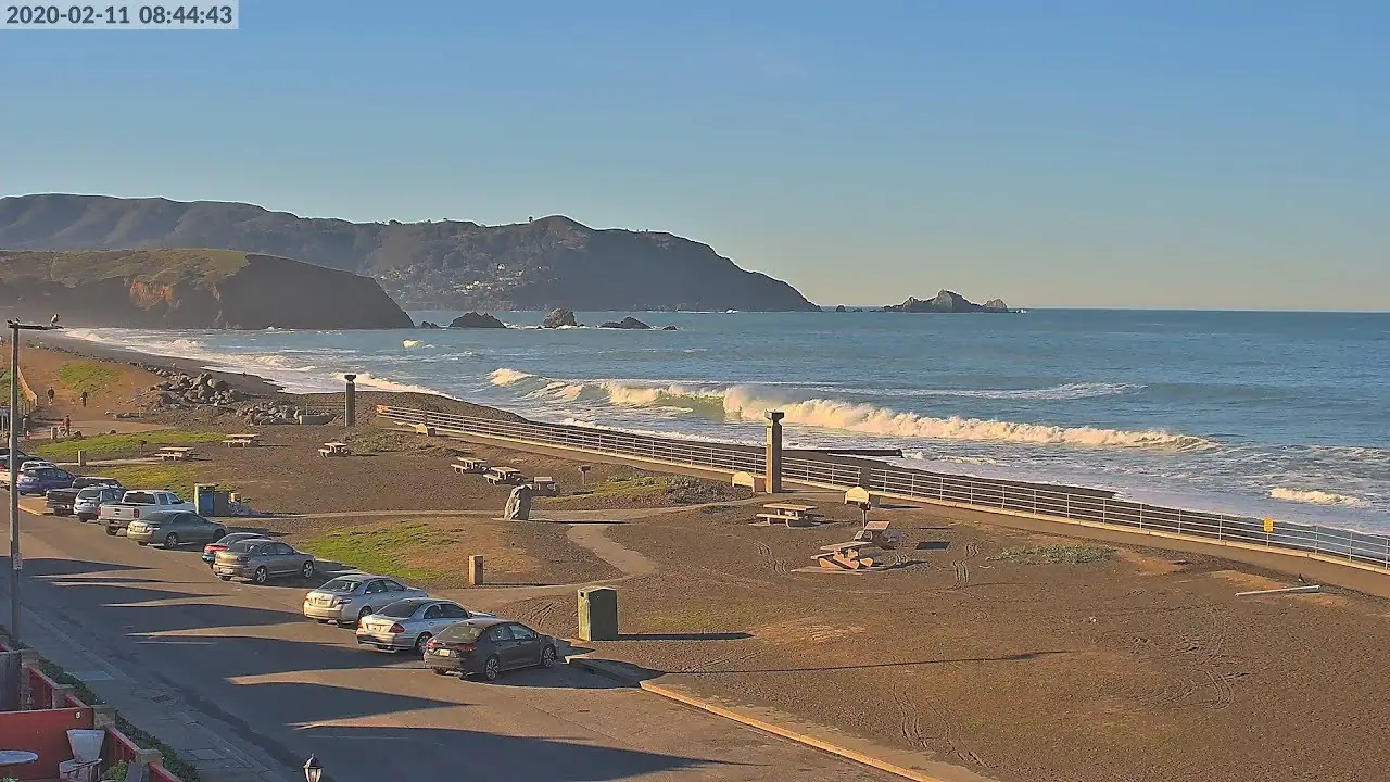 Онлайн-камера Живая webcam Sharp Park Beach, Пасифику, Калифорния, США на VolveVision