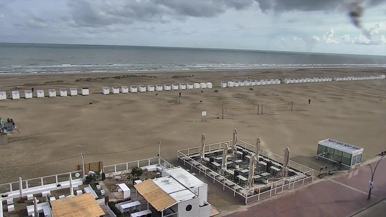 Oostduinkerke North Sea Beach Live Webcam, West Flanders, Belgium live camera view on VolveVision