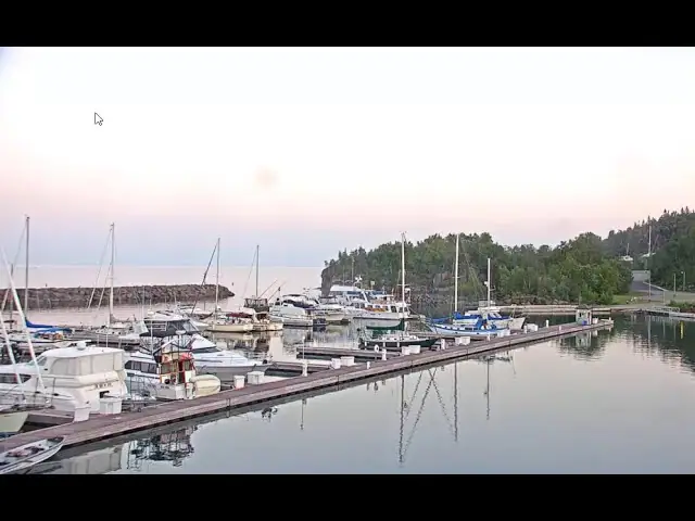 Silver Bay Marina Live HD Webcam Stream, MN, United States