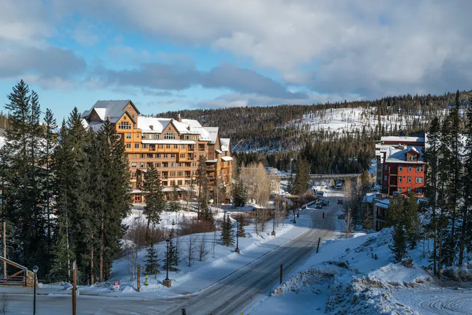Онлайн-камера Zephyr Cove Round Hill Village на VolveVision