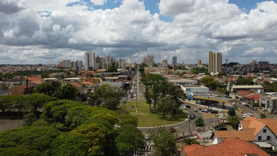 Guipavas live camera view on VolveVision