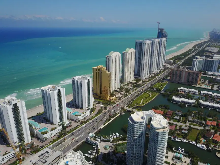 Emerald Isle live camera view on VolveVision