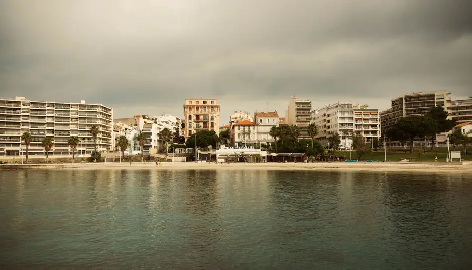 Toulon live camera view on VolveVision