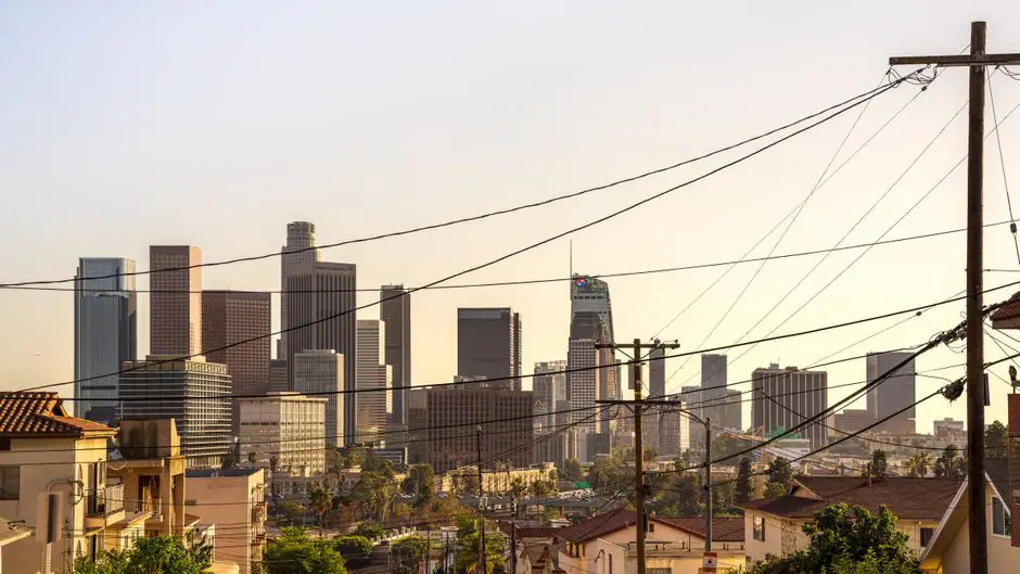 Vista en vivo de West Compton en VolveVision