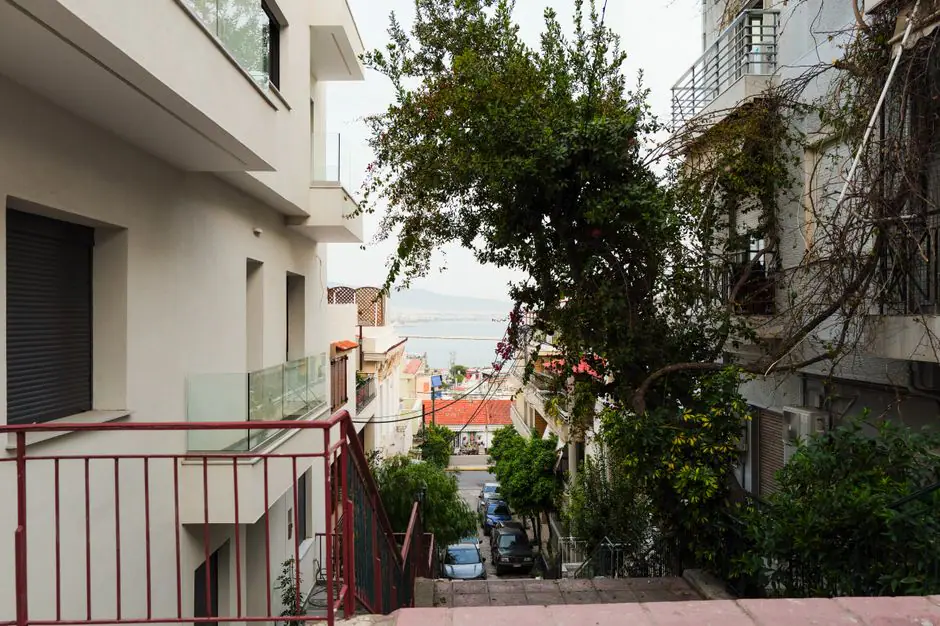 Vista en vivo de Δημοτική Ενότητα Καλυβίων Θορικού en VolveVision