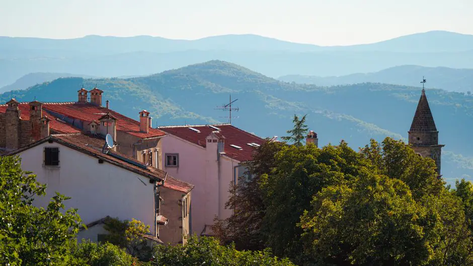 Vipava live camera view on VolveVision