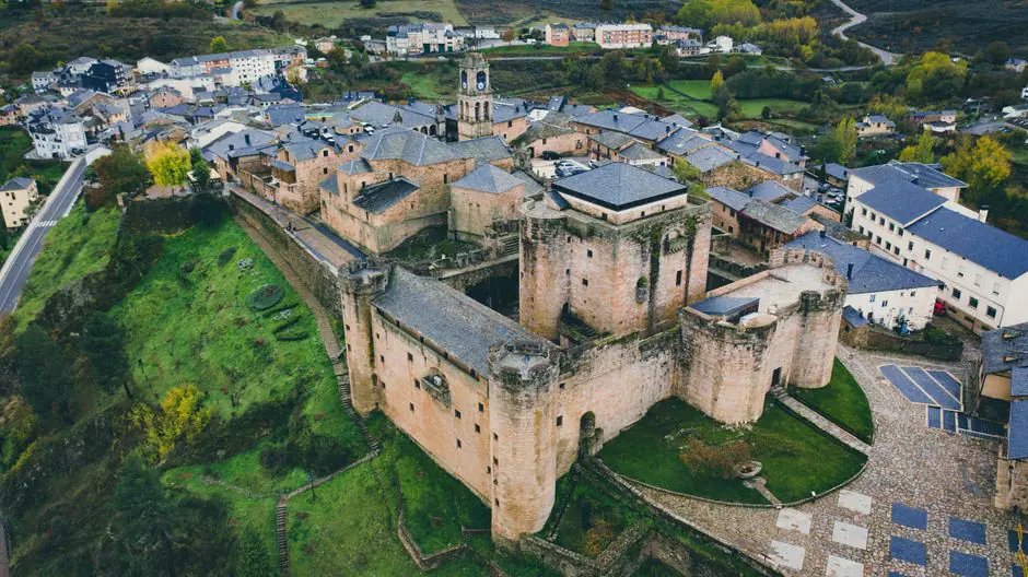 Castellanos de Moriscos live camera view on VolveVision