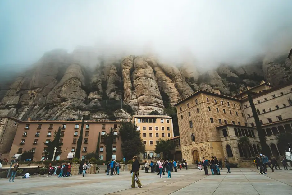 Monasterio de Rodilla live camera view on VolveVision