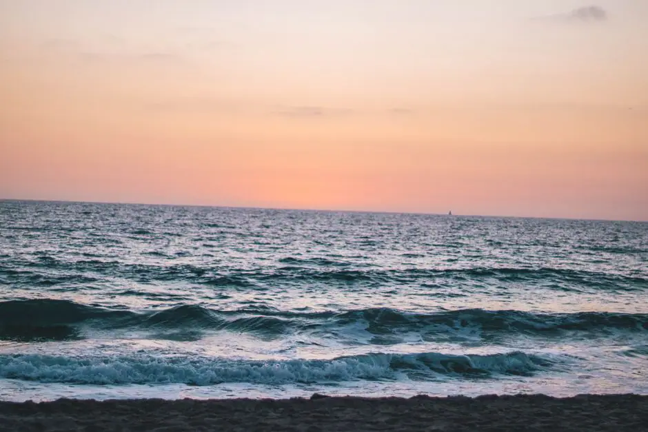 Hermosa Beach live camera view on VolveVision